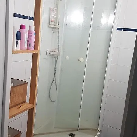 Grand Studio Avec Wifi 4 Personnes De 40 M2 A 8mn A Pied De La Plage * Аркашон